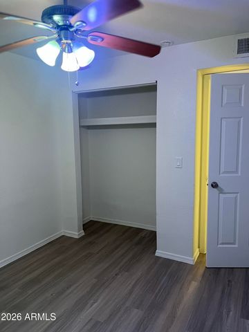 532 S MESA Drive B, Mesa, AZ 85210