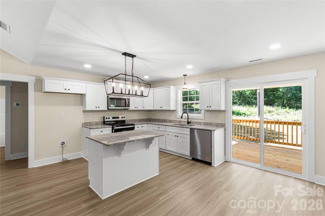 1425 Mack Drive, Mcconnells, SC 29726