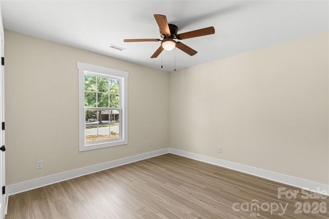 1425 Mack Drive, Mcconnells, SC 29726