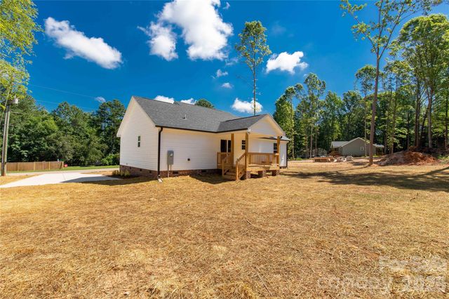 1425 Mack Drive, Mcconnells, SC 29726