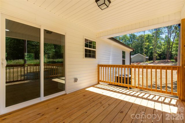 1425 Mack Drive, Mcconnells, SC 29726