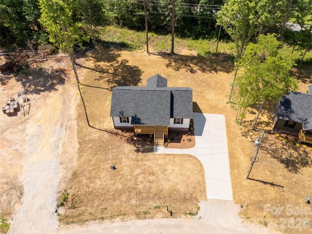 1425 Mack Drive, Mcconnells, SC 29726