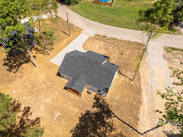 1425 Mack Drive, Mcconnells, SC 29726