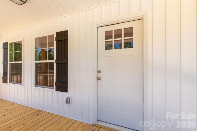 1425 Mack Drive, Mcconnells, SC 29726