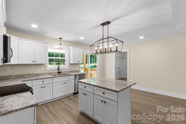 1425 Mack Drive, Mcconnells, SC 29726