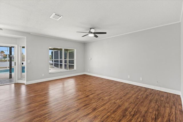 873 NW Waterlily Place, Jensen Beach, FL 34957