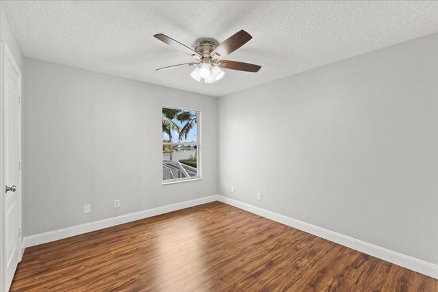 873 NW Waterlily Place, Jensen Beach, FL 34957