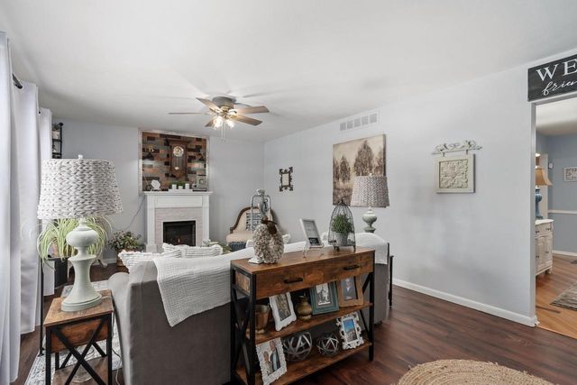 2003 N Lexington Drive, Janesville, WI 53545