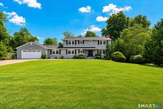 66 Knollwood Drive, Branford, CT 06405