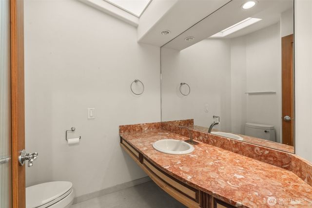 204 Rockwell Avenue, Port Orchard, WA 98366