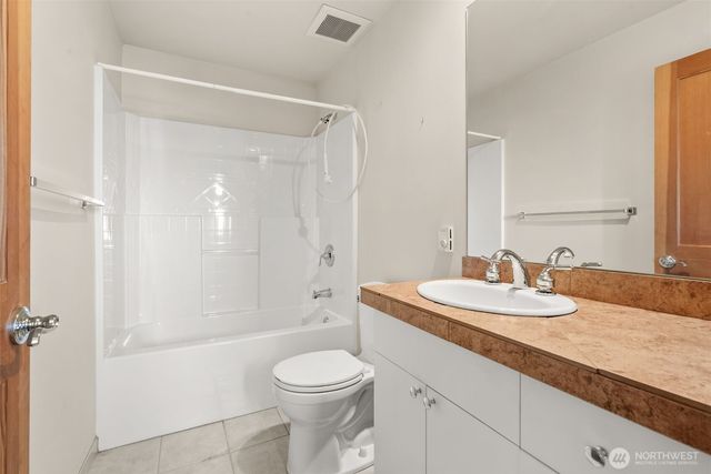 204 Rockwell Avenue, Port Orchard, WA 98366