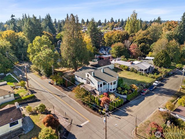 204 Rockwell Avenue, Port Orchard, WA 98366