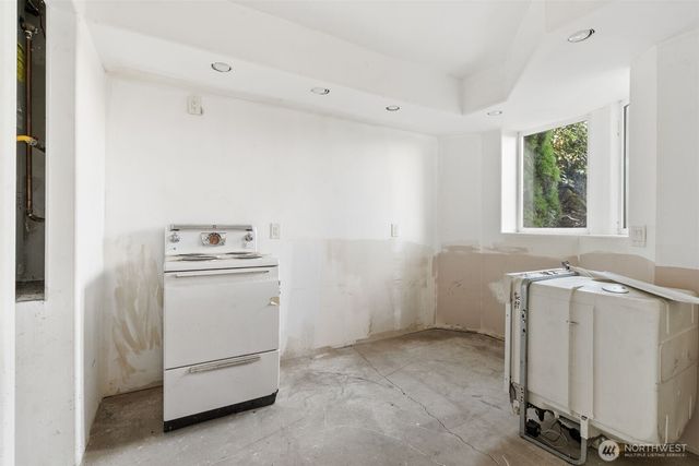 204 Rockwell Avenue, Port Orchard, WA 98366