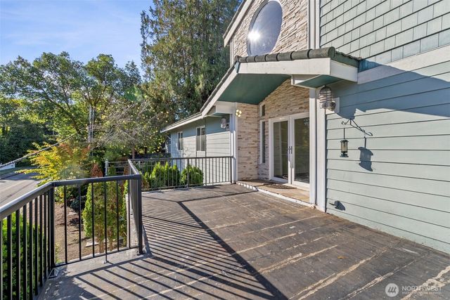 204 Rockwell Avenue, Port Orchard, WA 98366