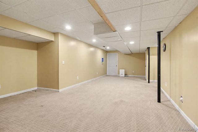 9889 High Meadow Drive, Ypsilanti, MI 48198