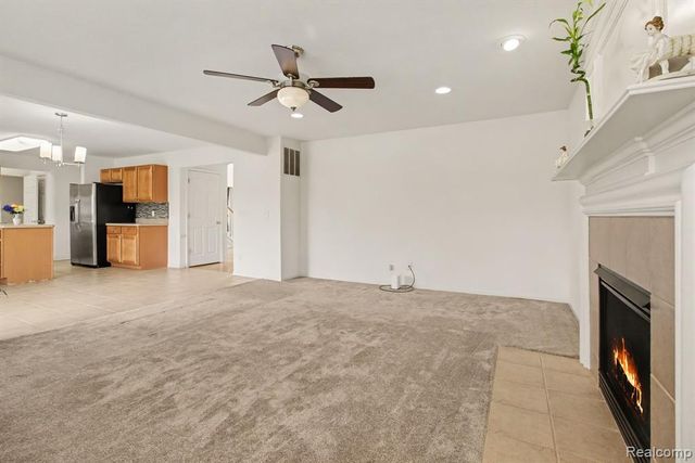 9889 High Meadow Drive, Ypsilanti, MI 48198