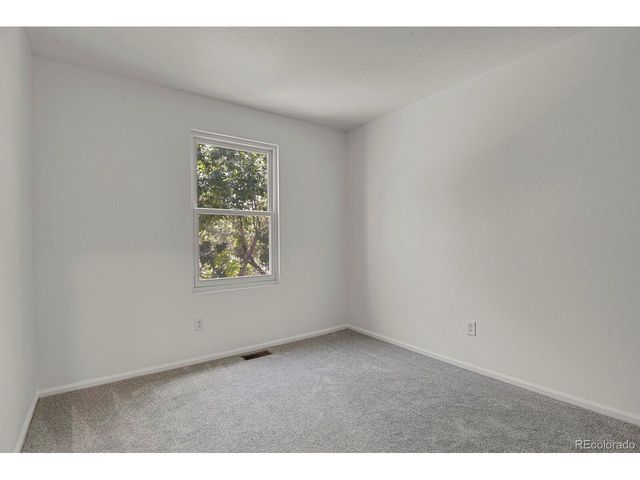 5530 S Quemoy Cir, Aurora, CO 80015