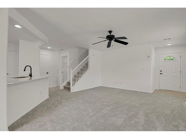 5530 S Quemoy Cir, Aurora, CO 80015