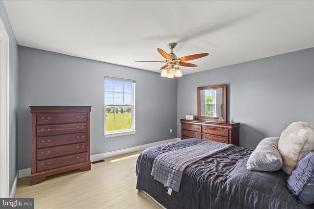 3710 KIMBERLY LN, Dover, PA 17315