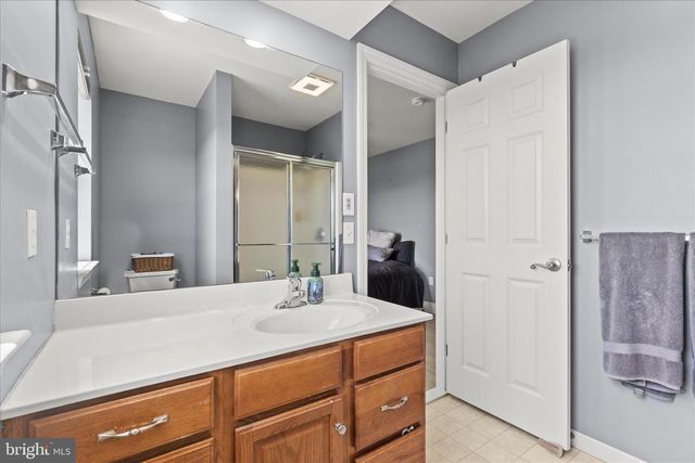 3710 KIMBERLY LN, Dover, PA 17315