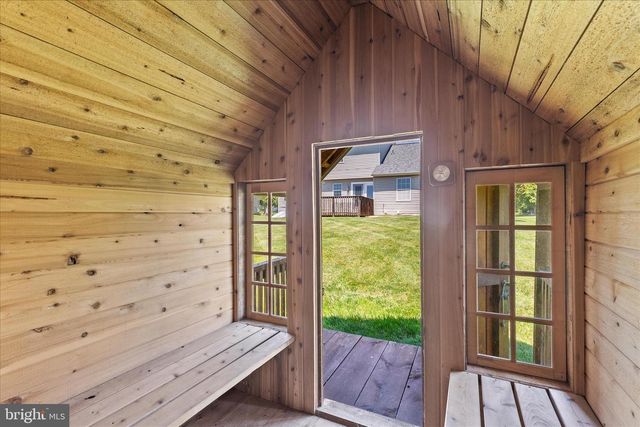3710 KIMBERLY LN, Dover, PA 17315
