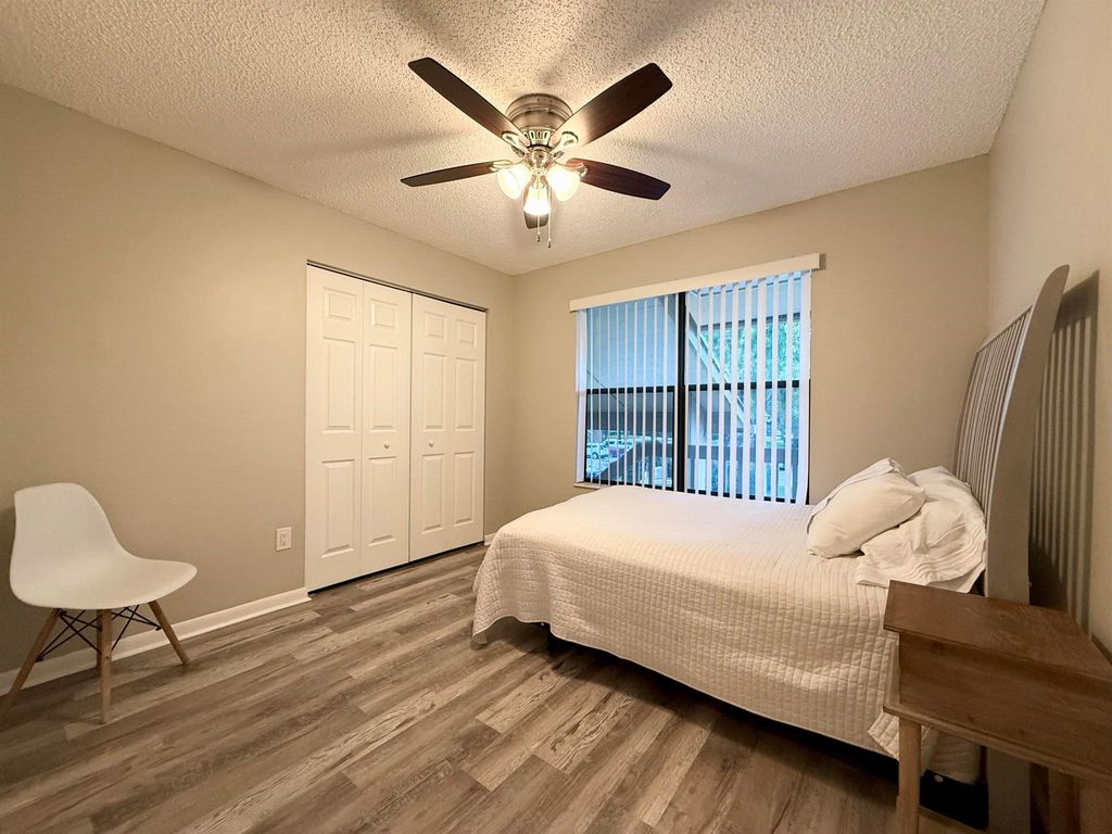 Image 13 of property listing at 12969 Pennypacker Trail 15, Wellington, FL 33414