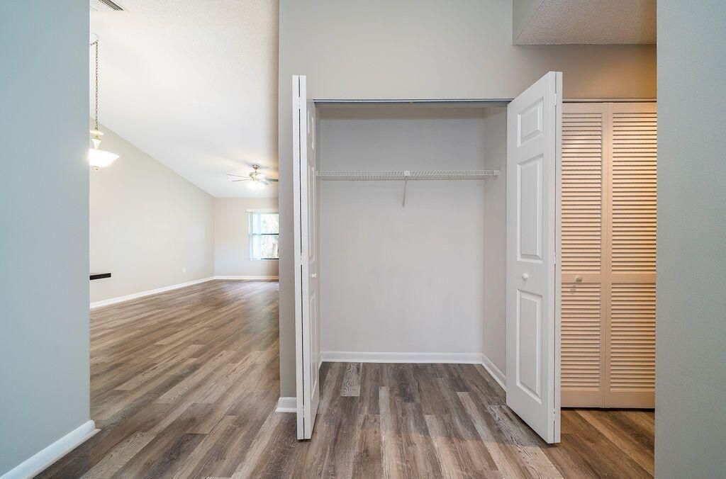 Image 17 of property listing at 12969 Pennypacker Trail 15, Wellington, FL 33414