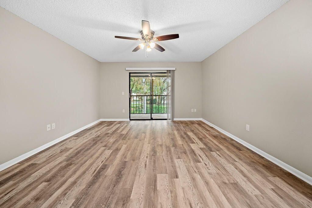 Image 19 of property listing at 12969 Pennypacker Trail 15, Wellington, FL 33414