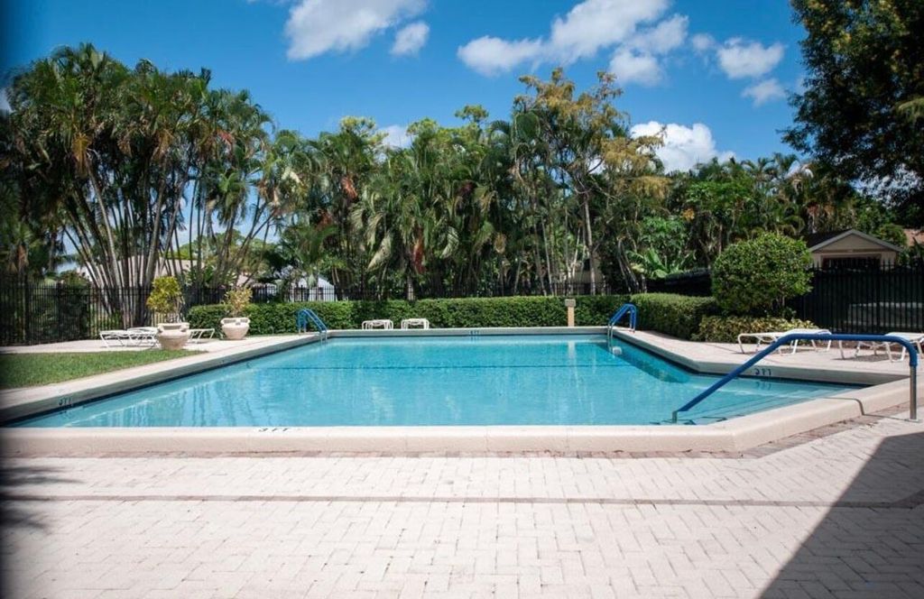 Image 24 of property listing at 12969 Pennypacker Trail 15, Wellington, FL 33414