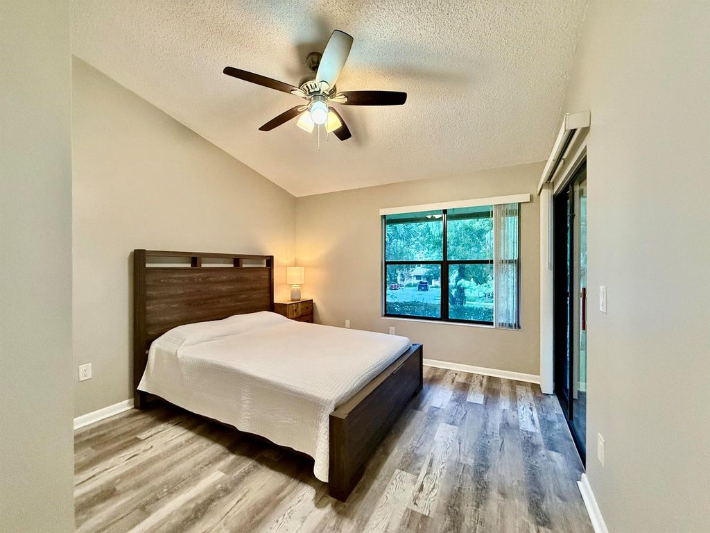 Image 9 of property listing at 12969 Pennypacker Trail 15, Wellington, FL 33414