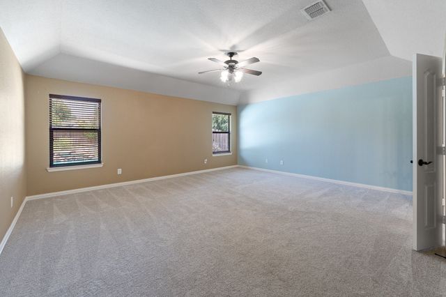 1058 Saint Andrews Drive, Burleson, TX 76028