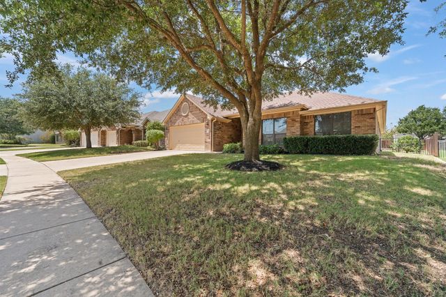 1058 Saint Andrews Drive, Burleson, TX 76028