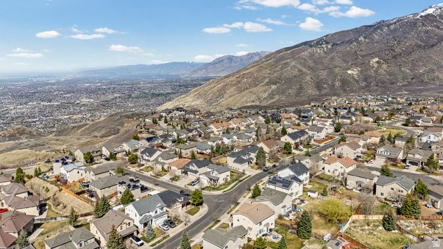 15139 S AUBURN RIDGE LN, Draper, UT 84020