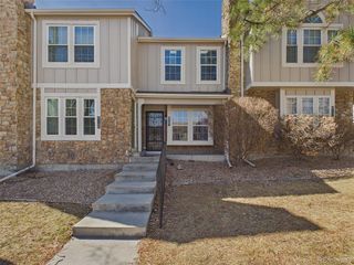 9715 W Chatfield Ave E, Littleton, CO 80128