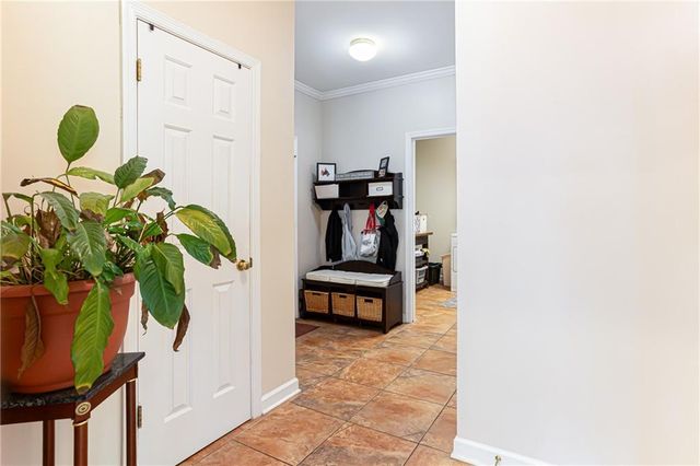 450 Holly Stream Trail, Roswell, GA 30075