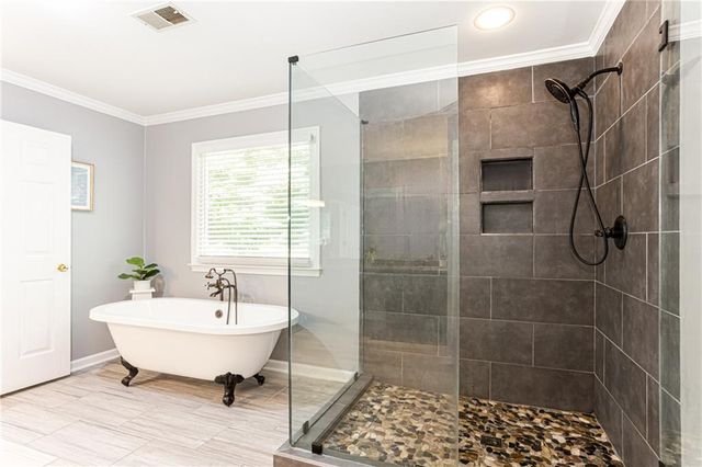 450 Holly Stream Trail, Roswell, GA 30075