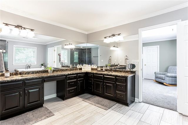 450 Holly Stream Trail, Roswell, GA 30075