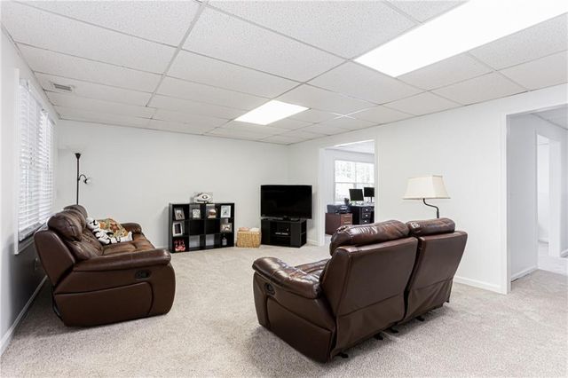 450 Holly Stream Trail, Roswell, GA 30075