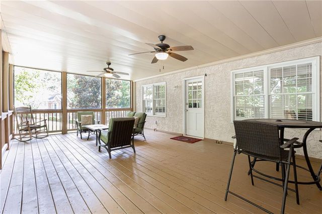 450 Holly Stream Trail, Roswell, GA 30075