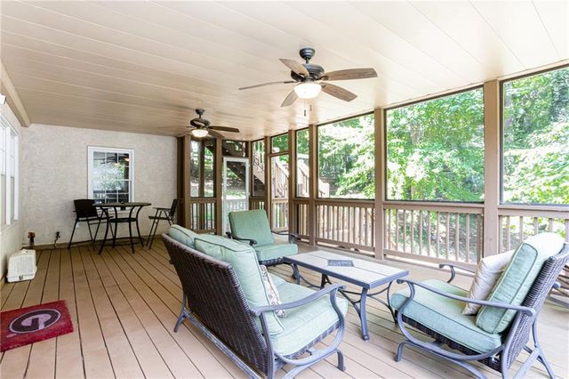 450 Holly Stream Trail, Roswell, GA 30075
