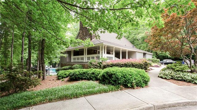 450 Holly Stream Trail, Roswell, GA 30075