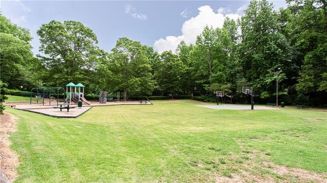 450 Holly Stream Trail, Roswell, GA 30075