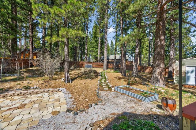 10220 Columbine Road, Truckee, CA 96161