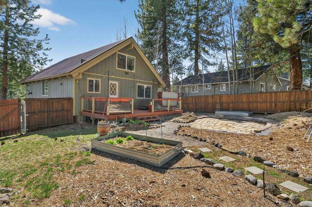 10220 Columbine Road, Truckee, CA 96161