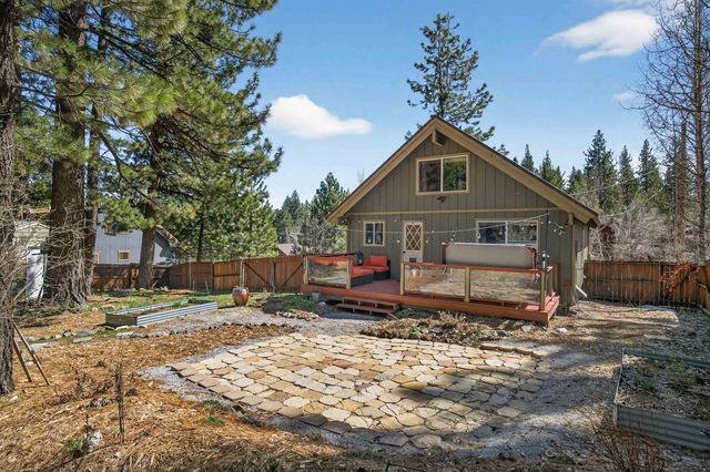 10220 Columbine Road, Truckee, CA 96161