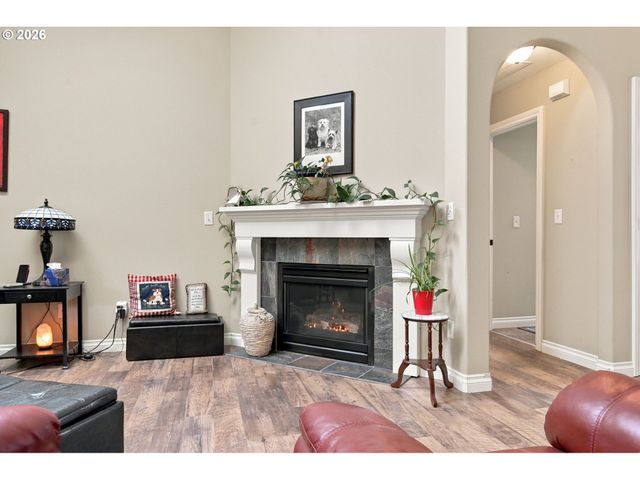 2105 N M Ct, Washougal, WA 98671
