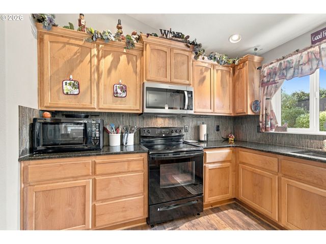 2105 N M Ct, Washougal, WA 98671