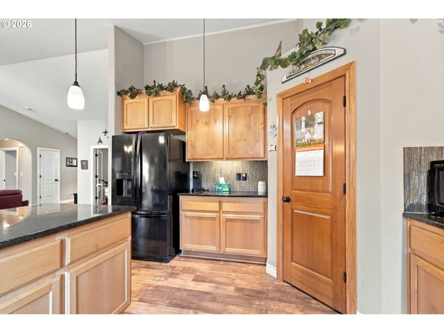 2105 N M Ct, Washougal, WA 98671