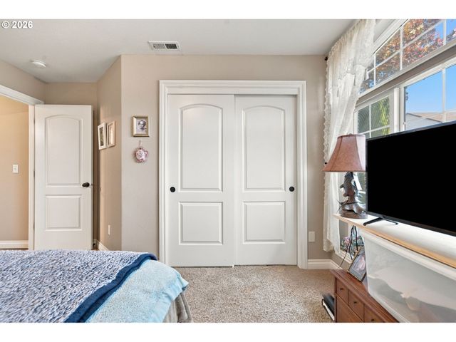 2105 N M Ct, Washougal, WA 98671