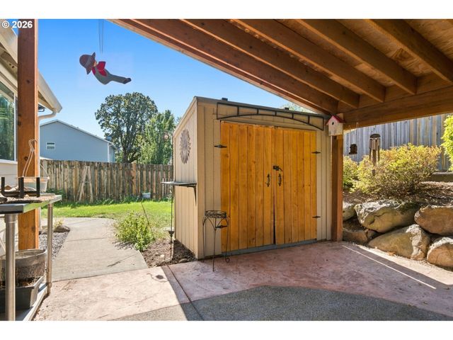 2105 N M Ct, Washougal, WA 98671
